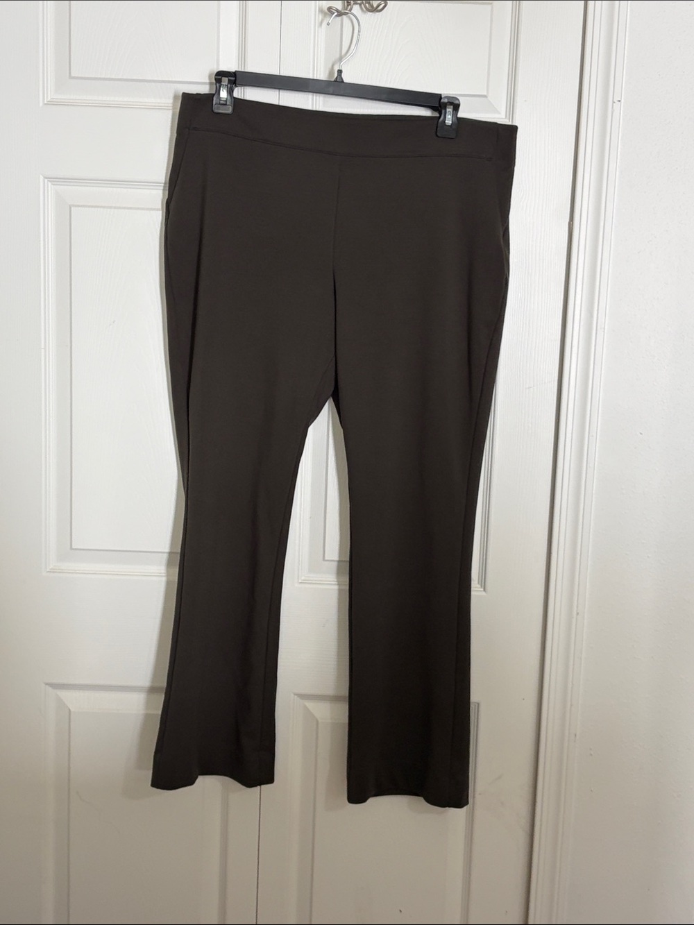 Simply Vera Vera Wang Brown Boot-Cut Stretch Pants